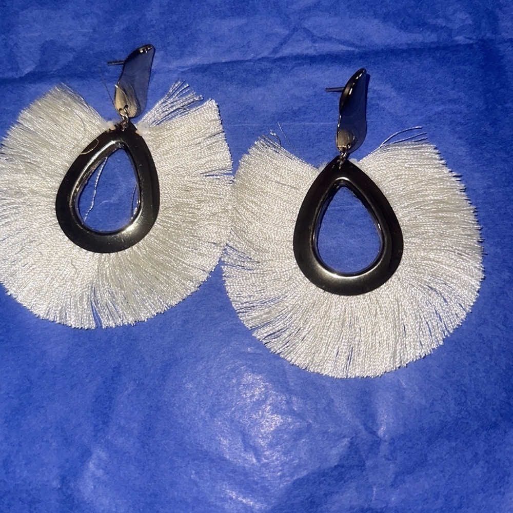 Earrings size 3 inch